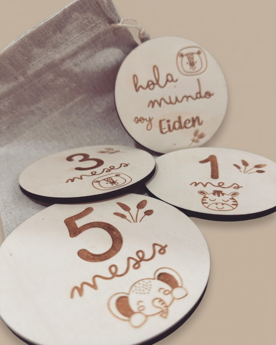 PLACAS CUMPLE MES SELVA